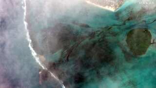 Satellite images show MV Wakashio leaking oil off the coast of Mauritius