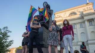 Poland LGBT protests: Police detain 48 people amid crackdown on activists