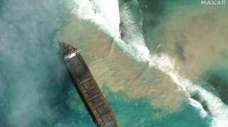 Grounded Mauritius ship operator apologises for oil leak