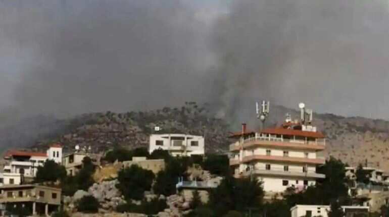 Israel launches air strikes on Syria after thwarted border attack