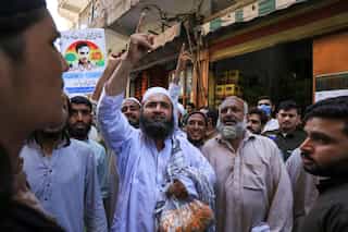 Pakistan teen feted for killing US blasphemy suspect