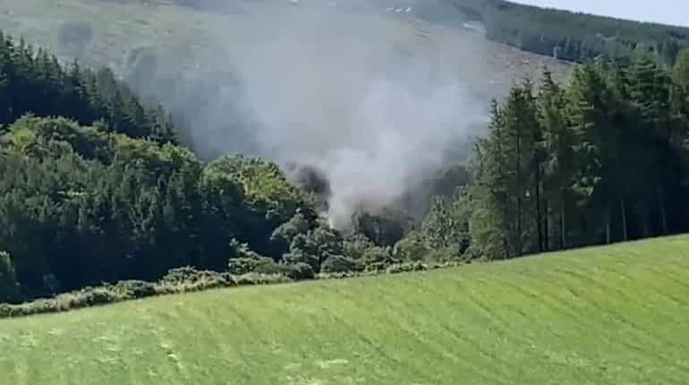 Three deaths and 'serious injuries' reported after Scottish train derails during storms Three deaths and 'serious injuries' reported after Scottish train derails during storms