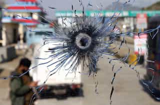 India considers resettling Kashmiri youth who give up arms