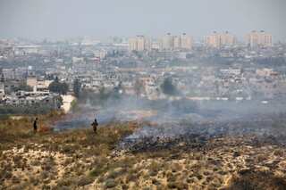 Israel strikes Gaza militant sites after incendiary balloons
