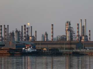 US seizes Iranian fuel cargoes for first time