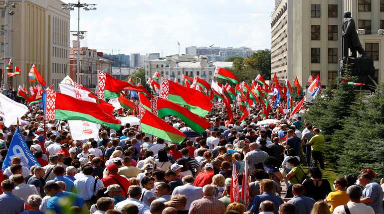 'Russia ready to help militarily if necessary': Putin tells Belarusian leader Lukashenko