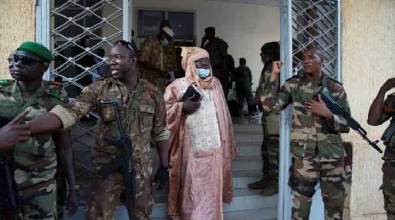 Mali junta plans 'transitional' govt as West African bloc stands by Ibrahim Boubacar Keita