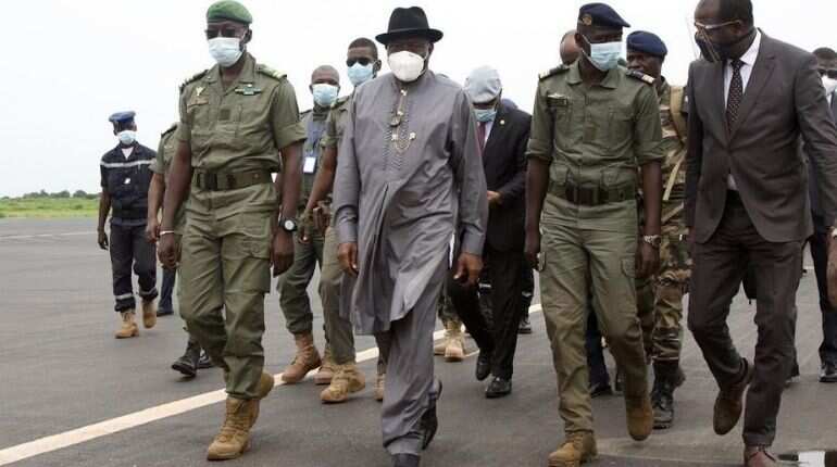 Mali junta postpones first meeting over transfer of powers