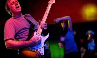 'Red Hot Chili Peppers' guitarist Jack Sherman dies at 64