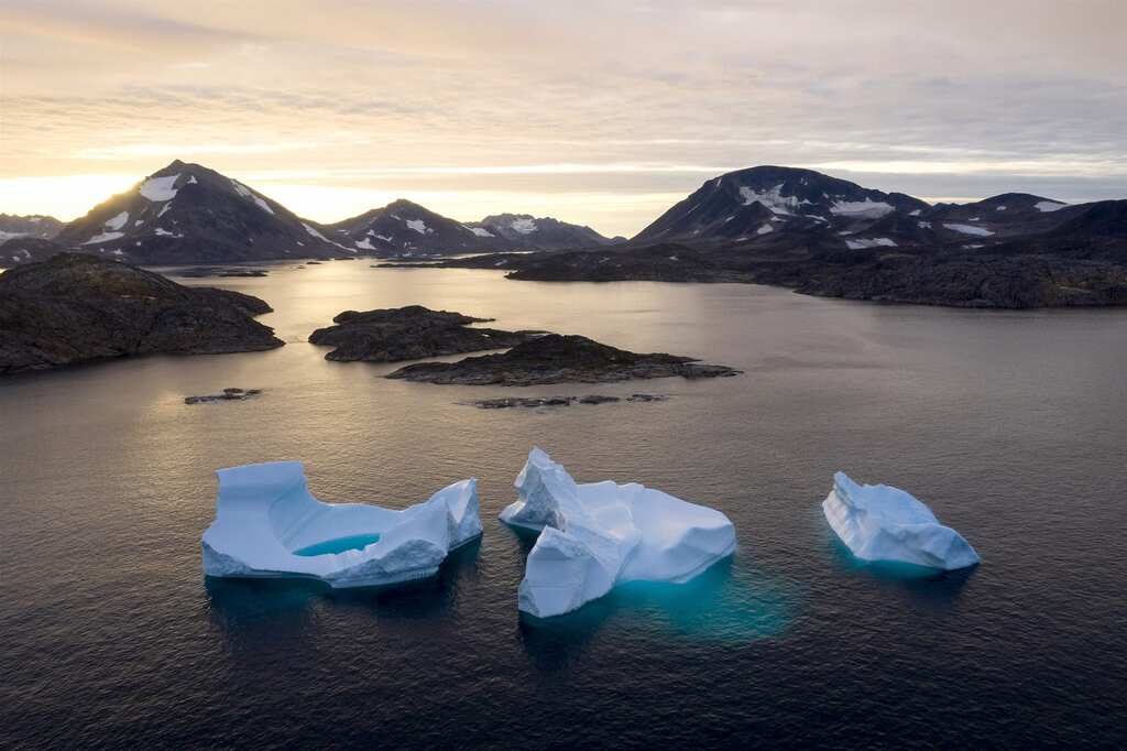 Earth has lost 28 Trillion tonnes of ice since 1994 due to global warming