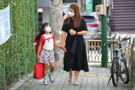 South Korea orders schools to be shut in Seoul amid surge in virus cases