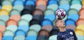 Manchester City's Zinchenko interrupts wedding day to clarify Guardiola comments