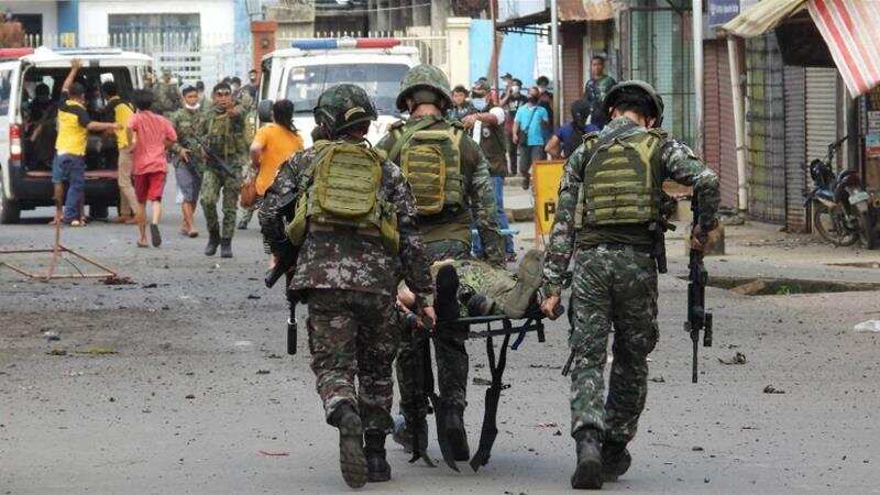 Philippines dual bomb blast, Two female suicide attackers carried bomb blasts