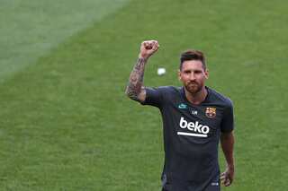 Messi misses first pre-season training session as Barcelona stand-off continues