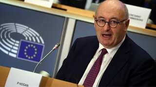 Ireland loses EU trade job after Phil Hogan defies coronavirus restrictions