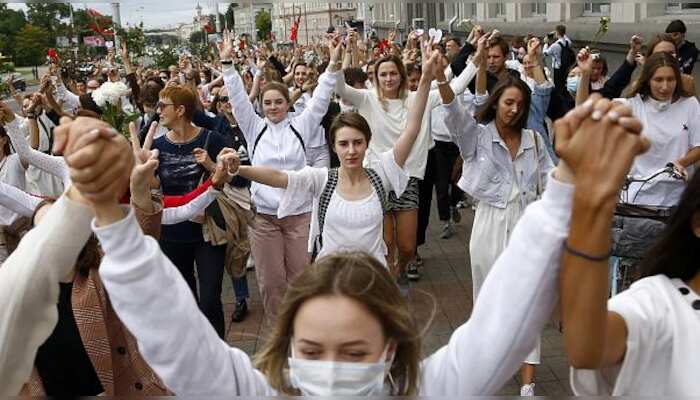 Political crisis in Belarus: Fresh round of protests against government, Prez threatens to close borders