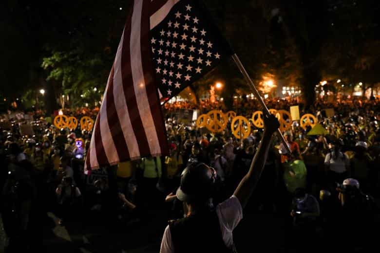 One dead as Trump supporters, protesters clash in Portland One dead as Trump supporters, protesters clash in Portland