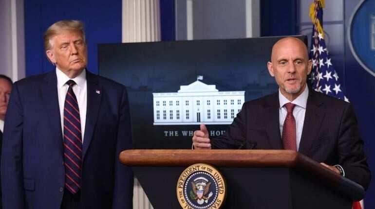 Is Trump pressurising FDA to issue a coronavirus vaccine before completing trials?
