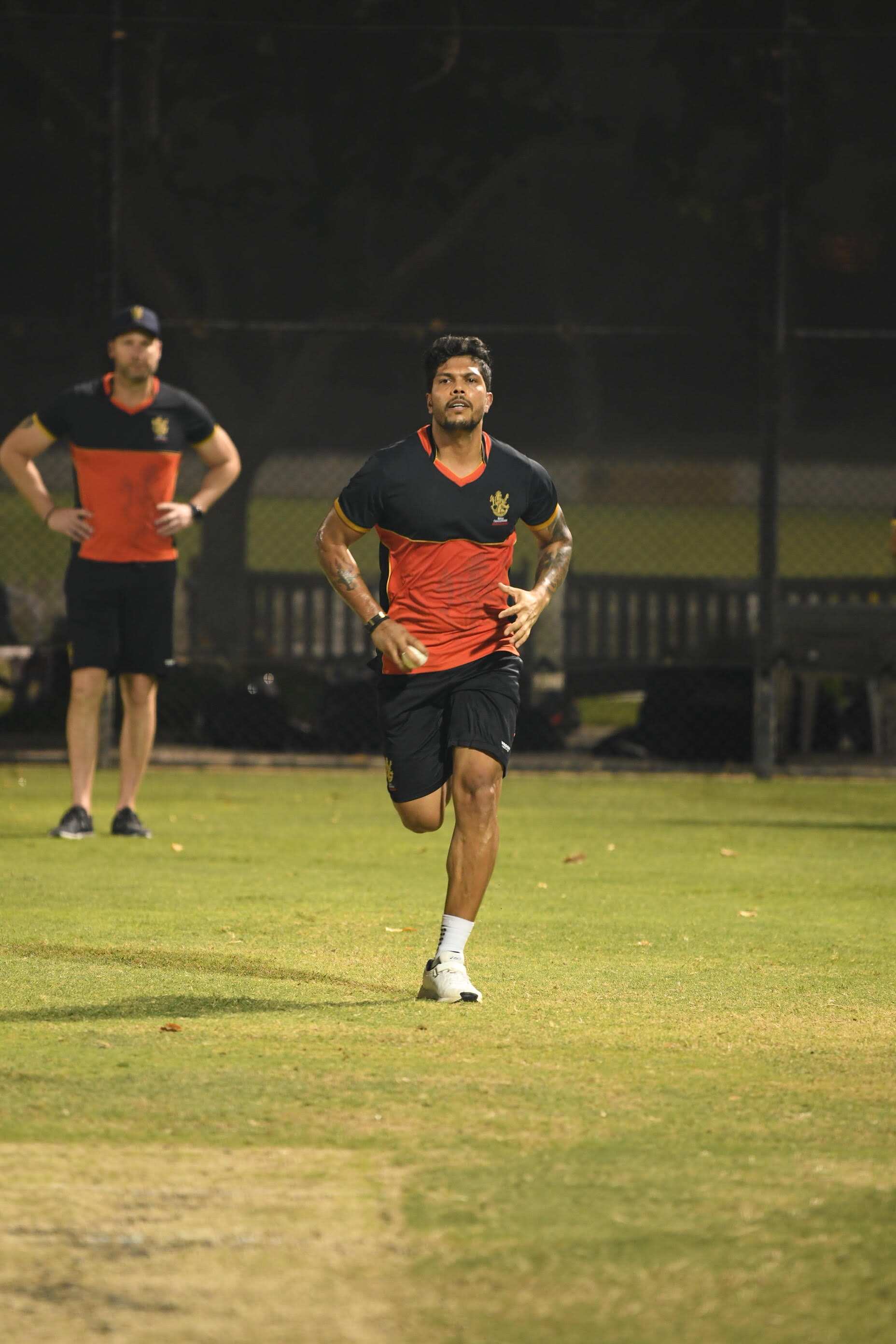 Fiery Umesh Yadav tests the speed gun! (Photo: RCB)