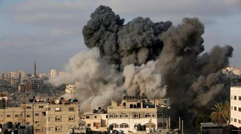 Hamas and Israel strike deal to end Gaza escalation
