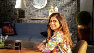 Pakistan's online agony aunt tearing down taboos