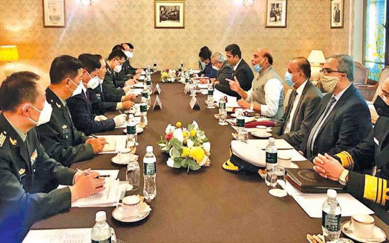 Indian DM Rajnath Singh holds talks with Chinese Defence minister in Moscow