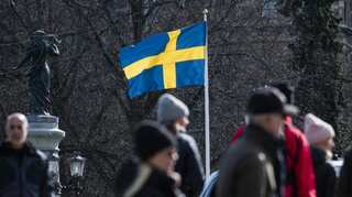 Swedish government promises cash for elderly care after COVID-19 deaths