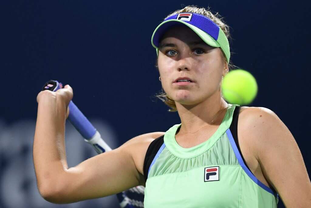 Kenin downs Kvitova to set up French Open final with teen Swiatek