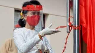 Suu Kyi and old guard frustrate young Myanmar politicians
