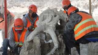 Mammoth graveyard unearthed at Mexico's new airport