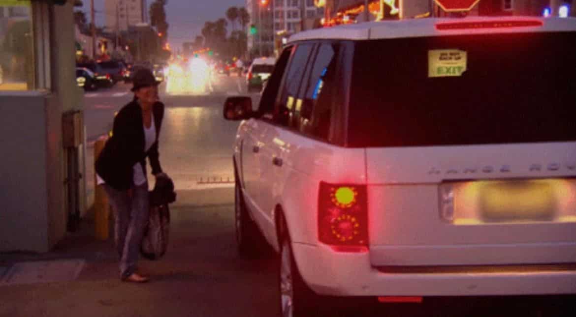 Kris Jenner peed on her pants