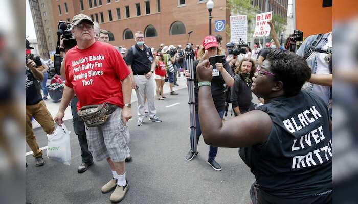 Trump supporters and counter-protesters clashed at Oregon's Capital