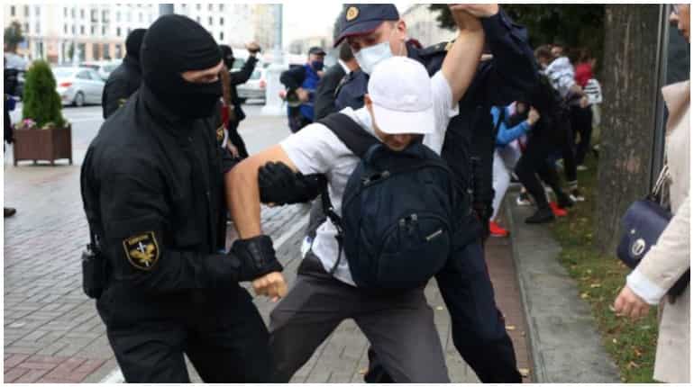 Belarus protests: Fresh detentions by police; EU requests urgent debate in UN Belarus protests: Fresh detentions by police; EU requests urgent debate in UN