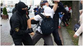 Belarusian police use tear gas, stun grenades against protesters: Report
