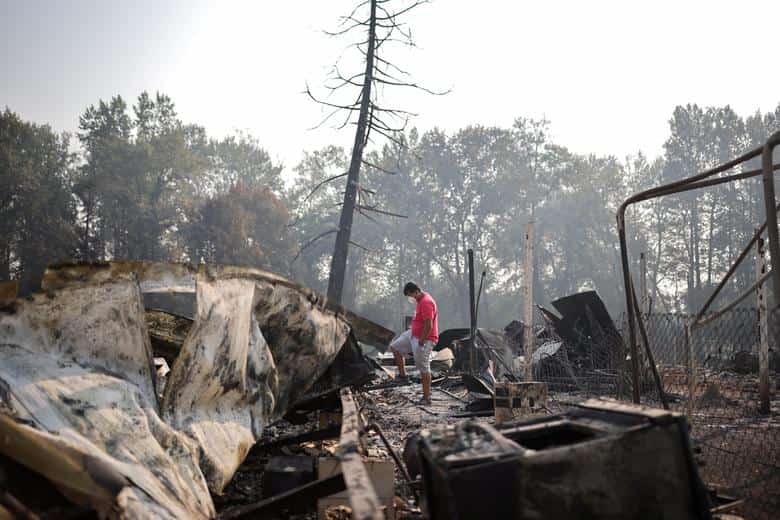 Facebook to remove false claims about who started Oregon wildfires Facebook to remove false claims about who started Oregon wildfires