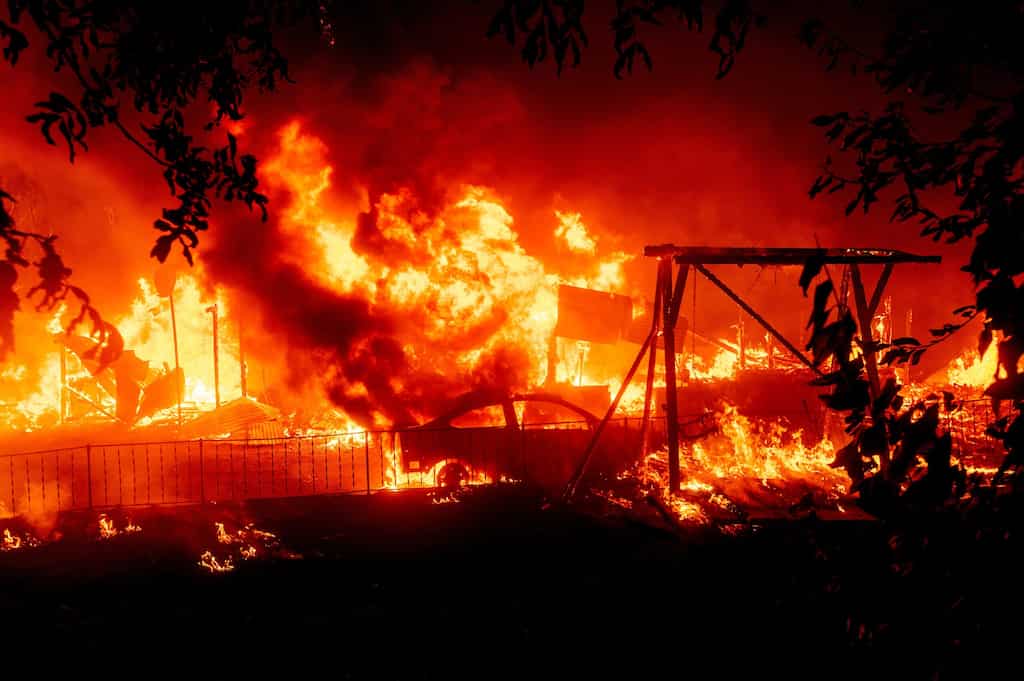 28 people dead and dozens more are missing as fires ravage the US West Coast