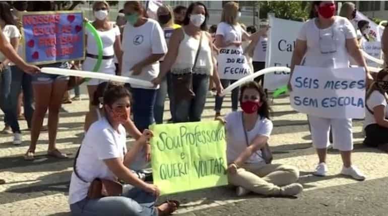 Brazil: Teachers of Rio de Janeiro protest over resumption of face-to-face classes Brazil: Teachers of Rio de Janeiro protest over resumption of face-to-face classes