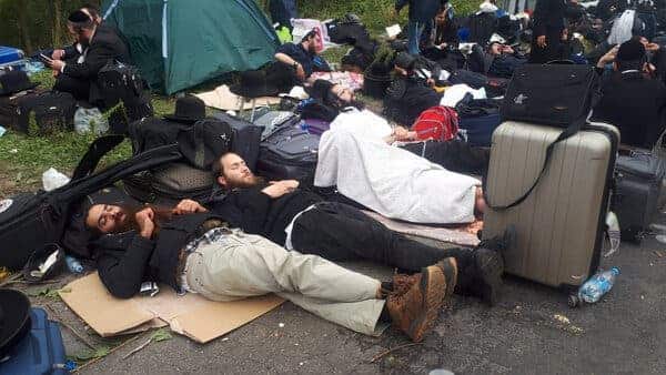 Hasidic Jewish pilgrims stuck on Belarus-Ukraine border