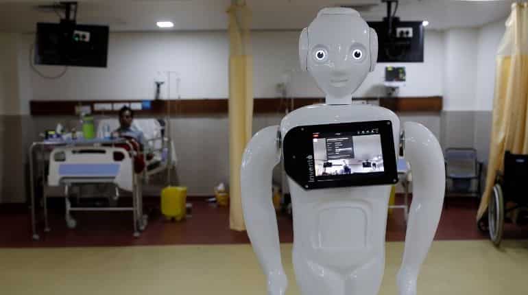 Meet Mitra, the friendly robot connecting coronavirus patients with loved ones in India Meet Mitra, the friendly robot connecting coronavirus patients with loved ones in India