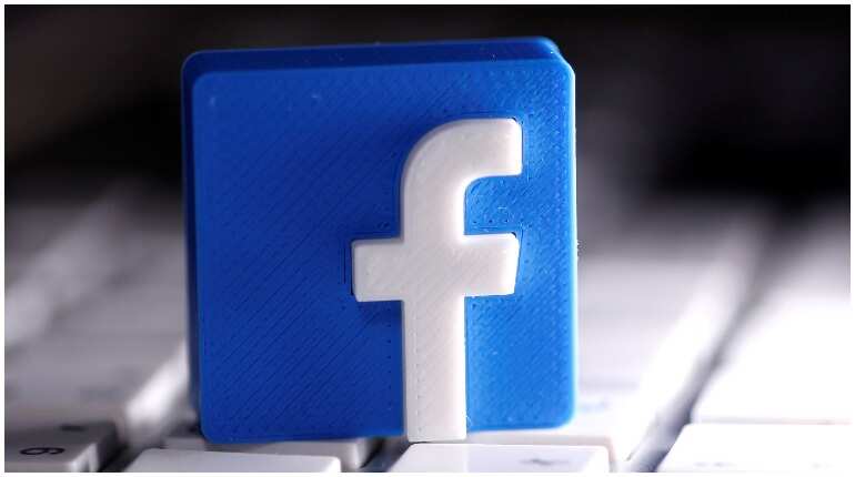 Facebook suspends fake Russian accounts, warns of U.S. election hack-and-leak threat