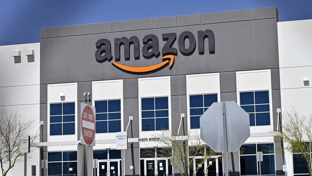 Bleach touted as 'miracle cure' for COVID-19 being sold on Amazon website