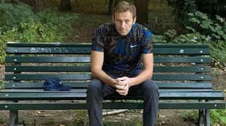 'You are good people': Navalny thanks Russian pilots, medics for saving his life