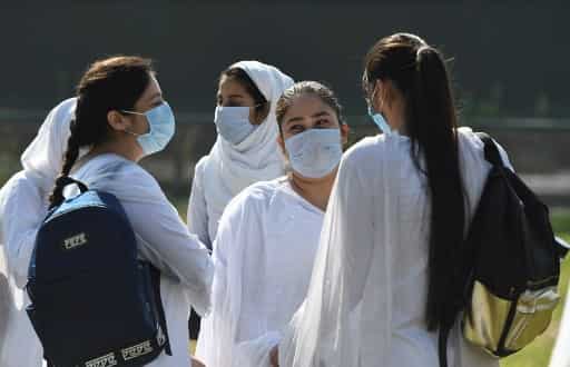 986 deaths in last 24 hours takes India's coronavirus toll to 1,04,555 986 deaths in last 24 hours takes India's coronavirus toll to 1,04,555