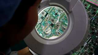 US tightens exports to China's chipmaker SMIC, citing risk of military use