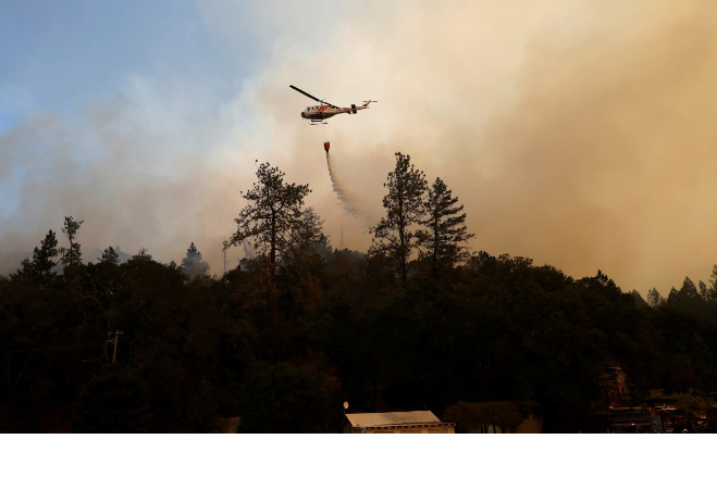 US: Northern California wildfires kill 3, force evacuation of thousands