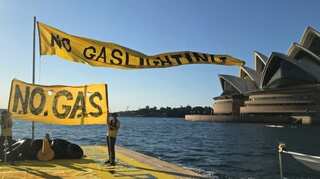 Australia approves major new fossil fuel projects