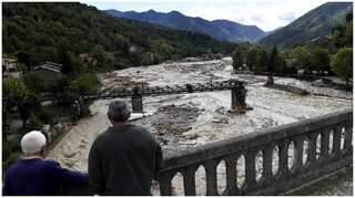 France battles floods, Paris stares at COVID-19 lockdown