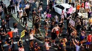 Israel continues protesting against Netanyahu's coronavirus restrictions