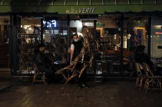 Bars, cafes in Paris to close as French capital placed on 'maximum' COVID-19 alert