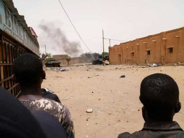 Mali frees over 100 jihadists seeking hostage swap